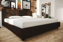 Load image into Gallery viewer, Gomez Upholstered Platform Bed